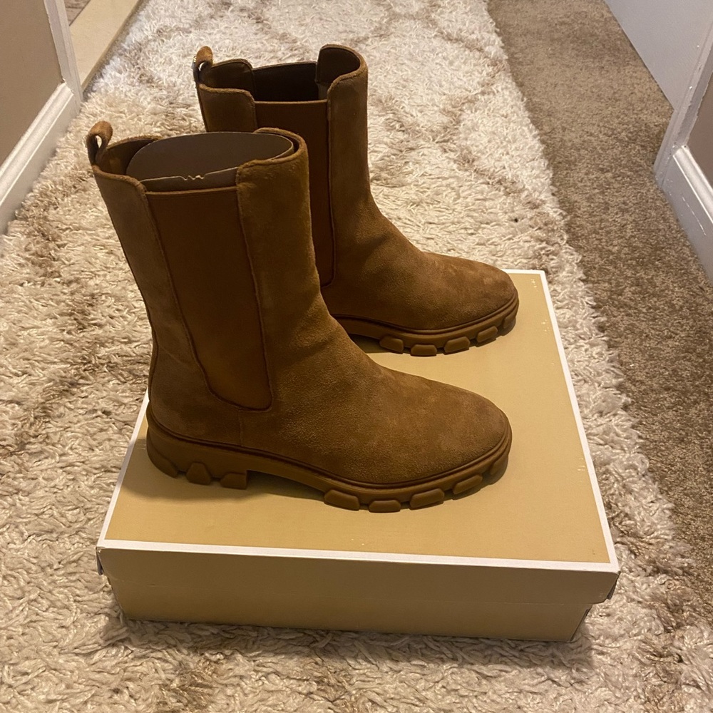 Ridley chelsea suede boot